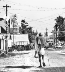 indian-bodybuilder-poor